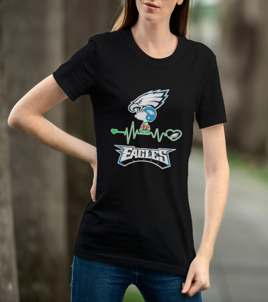 Snoopy Philadelphia Eagles Heartbeat Peanuts 2206 T-Shirt