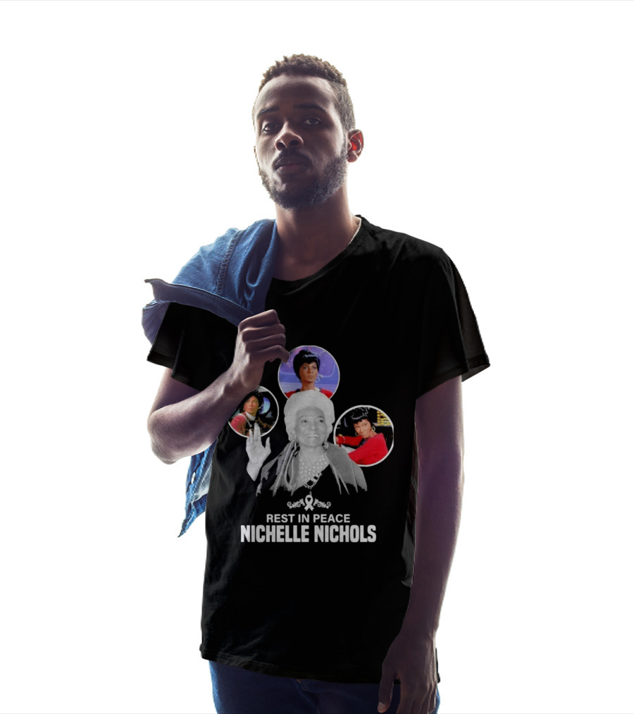Rest In Peace Nichelle Nichols Star Trek Tribute Spock Hand Salute T-Shirt