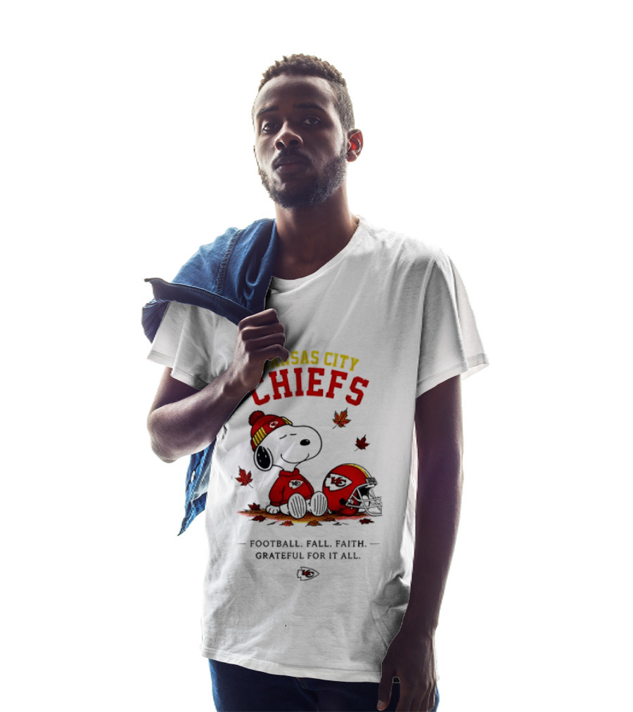 Kansas City Chiefs Snoopy Football Fall Faith Grateful For It All T-Shirt