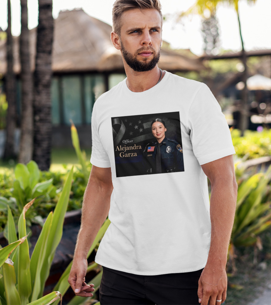 Officer Alejandra Garza Memorial Tribute With Flag And Ribbon T-Shirt