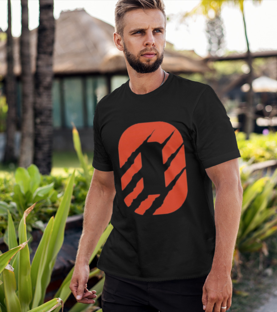 Cincinnati Bengals Clawed Stripes T-Shirt