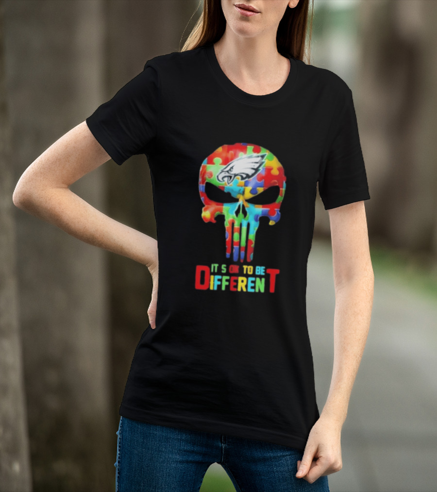 Philadelphia Eagles Skull Puzzle Autism Awareness It's Ok To Be Different T-Shirt
