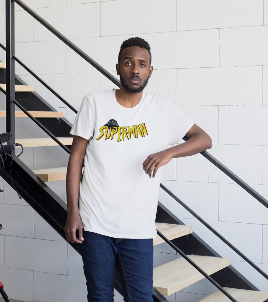 Batman Crouching On Superman Lettering DC Comics T-Shirt