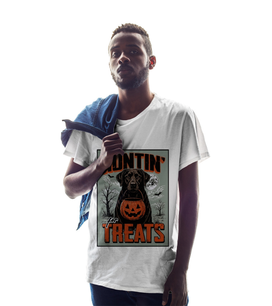 Black Labrador Huntin' For Treats Halloween Dog Moon And Jack O' Lantern T-Shirt