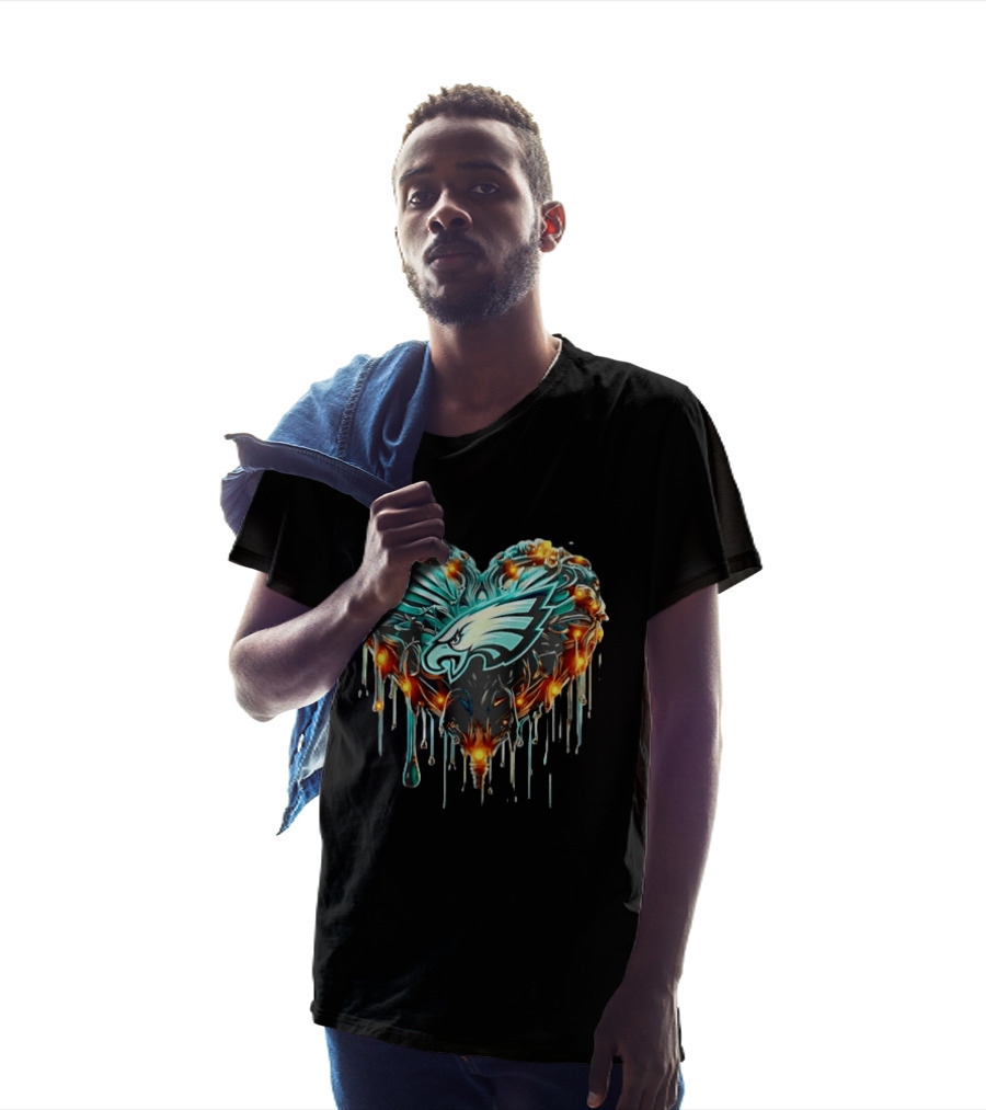 Philadelphia Eagles Heart Caramel Dripping Effect T-Shirt