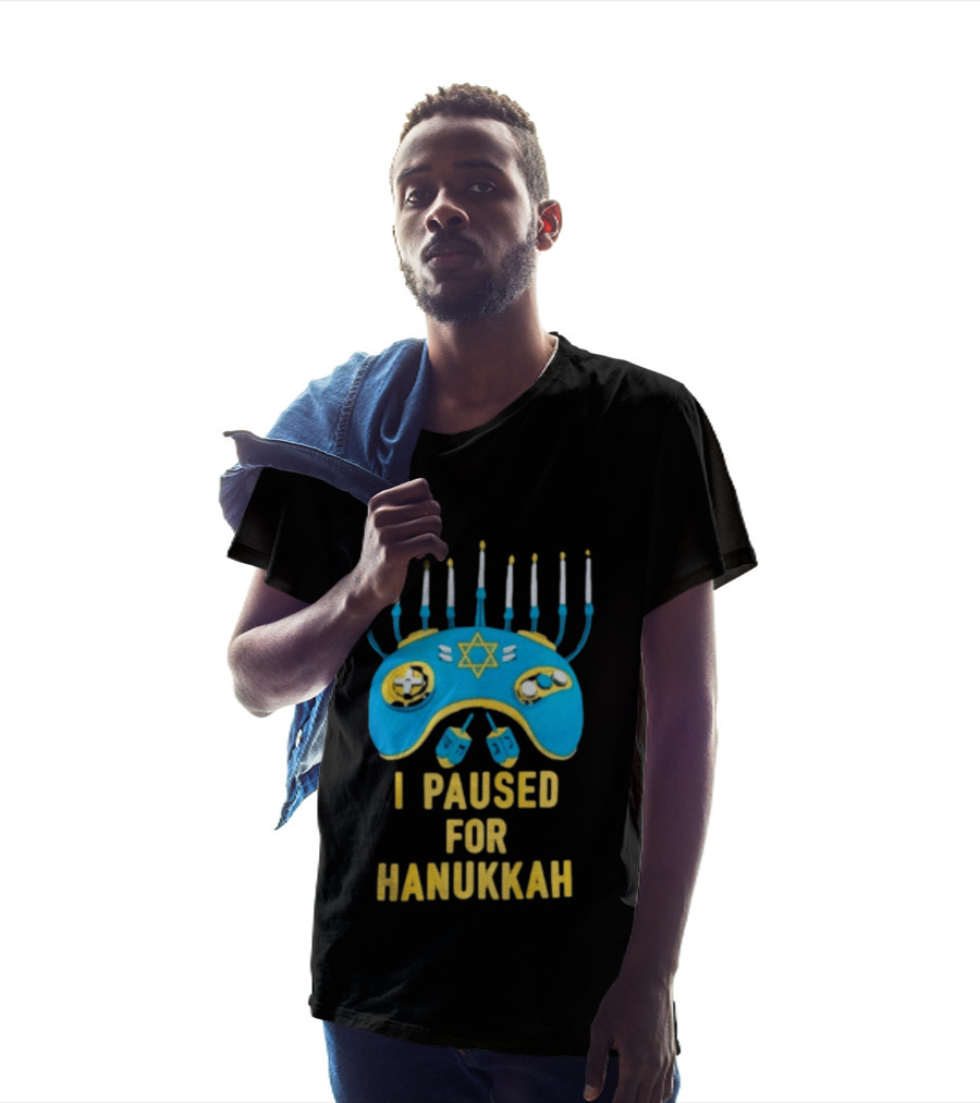 I Paused For Hanukkah Menorah Gaming Controller Star Of David T-Shirt