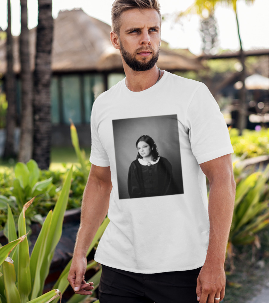 Broadway Merchandise Shop Store Oh Mary! Meg Crewneck Theater T-Shirt