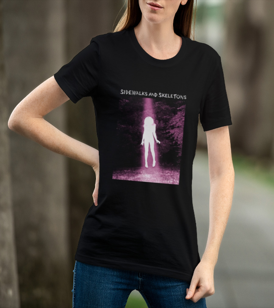 Sidewalks And Skeletons Goth Aesthetic Alien Abduction Vibes T-Shirt