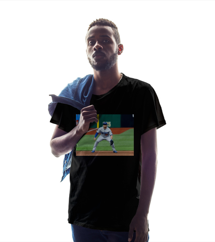 Los Angeles Dodgers Max Muncy Jersey Number 13 Third Baseman Action Shot T-Shirt