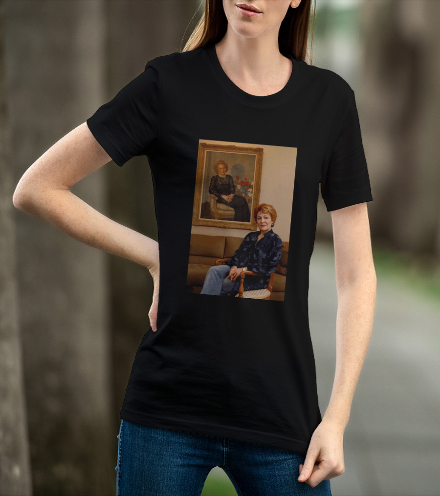 I Don't Know Who The Person In The Image Is. T-Shirt