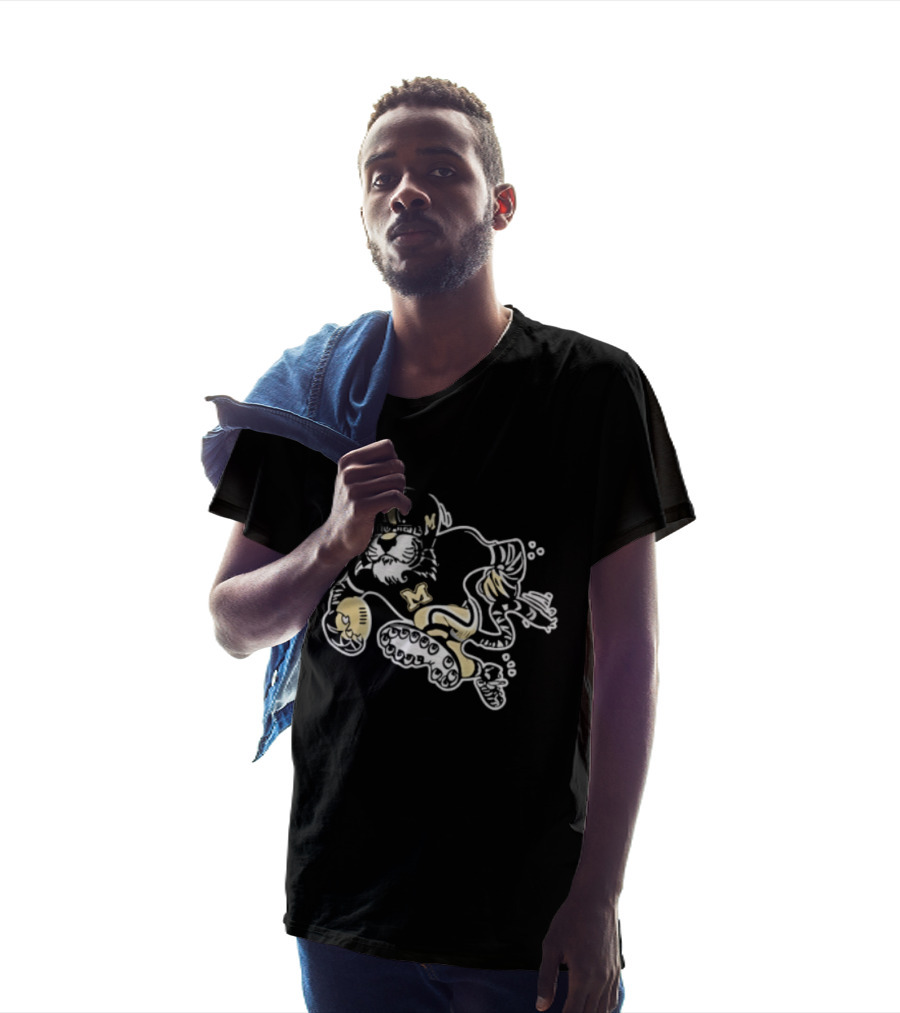Missouri Tigers NCAA Cartoon Football Player Sketch T-Shirt