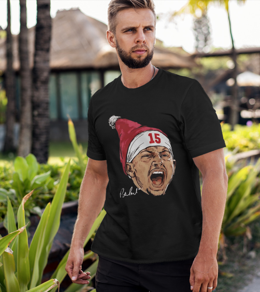 Pat Mahomes Screaming Face Red Santa Hat Number 15 Halftone Caricature T-Shirt