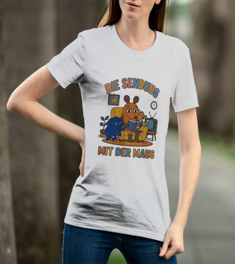 Die Sendung Mit Der Maus Cartoon Maus Ente Elefant Lesen Sitzung Wohnzimmeruhr T-Shirt