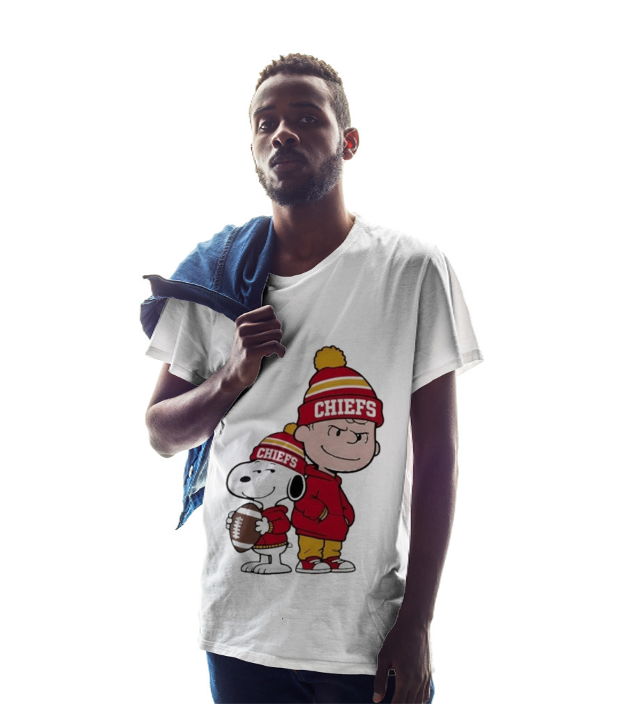 Snoopy And Charlie Brown Chiefs Football Fans Kansas City Chiefs T-Shirt