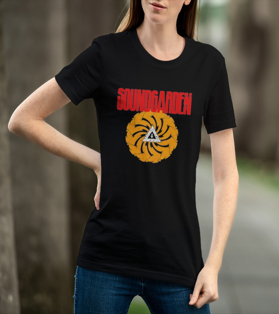 Soundgarden Badmotorfinger Album Grunge Rock Band T-Shirt