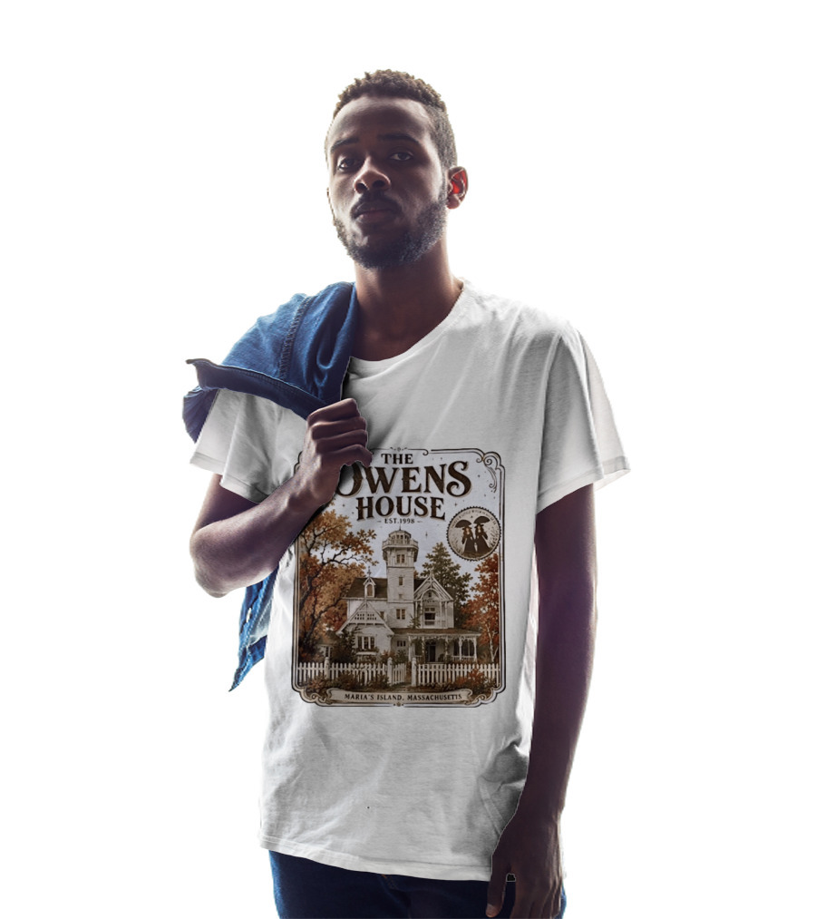 The Owens House Est 1998 Maria's Island Massachusetts Vintage Gothic Mansion T-Shirt