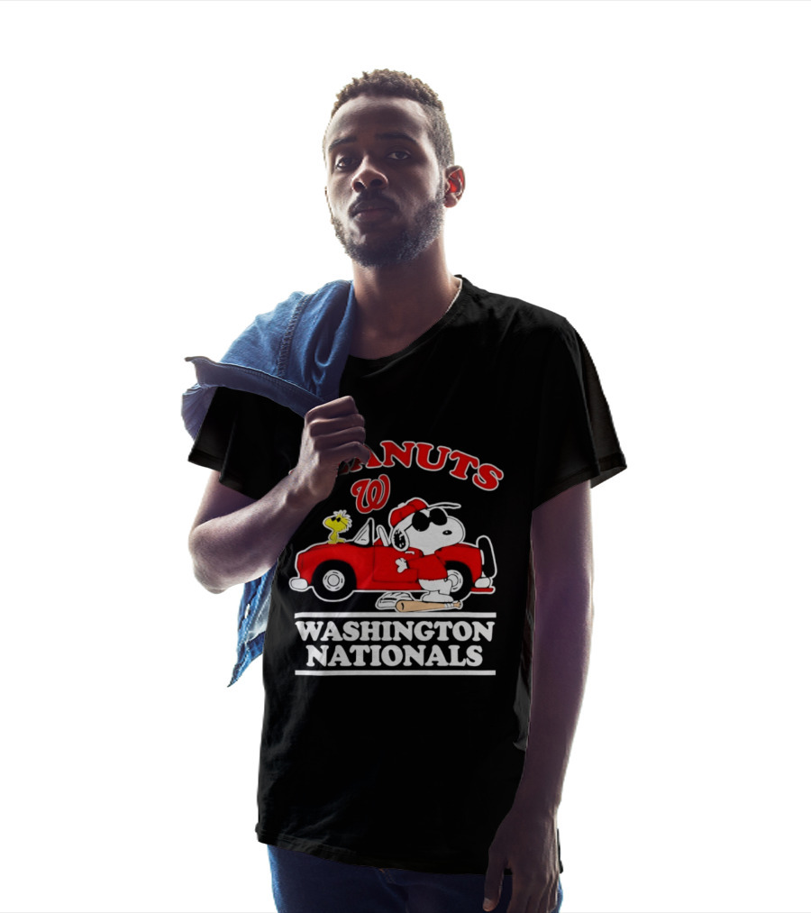 Peanuts Snoopy Woodstock Washington Nationals Baseball Car T-Shirt