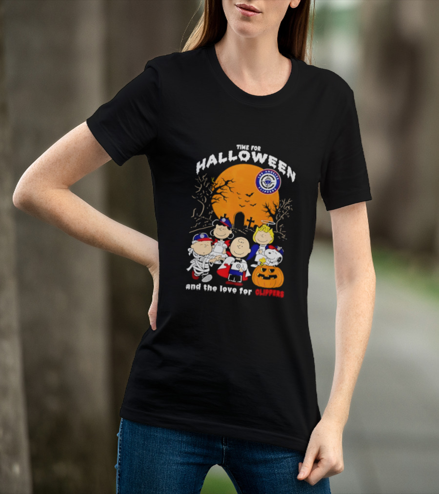 Peanuts Gang Time For Halloween Los Angeles Clippers Pumpkin Fun T-Shirt