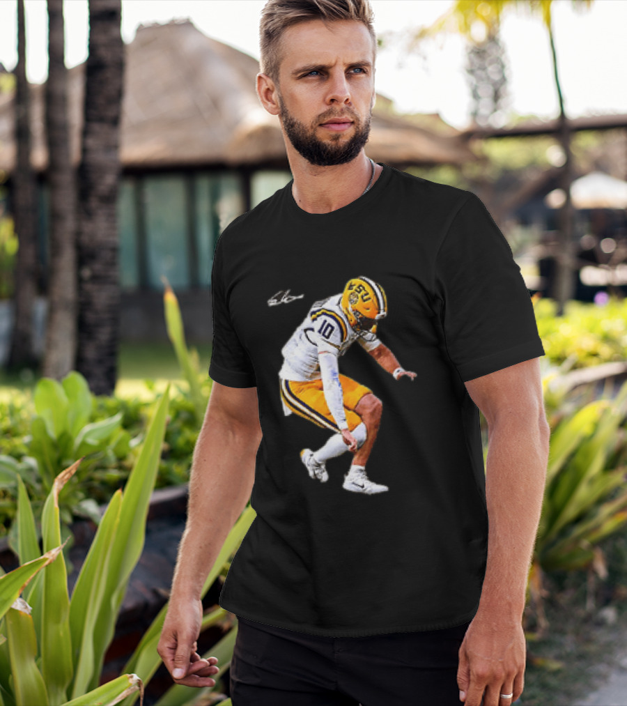 Garrett Nussmeier LSU Tigers Football Quarterback Action Play T-Shirt