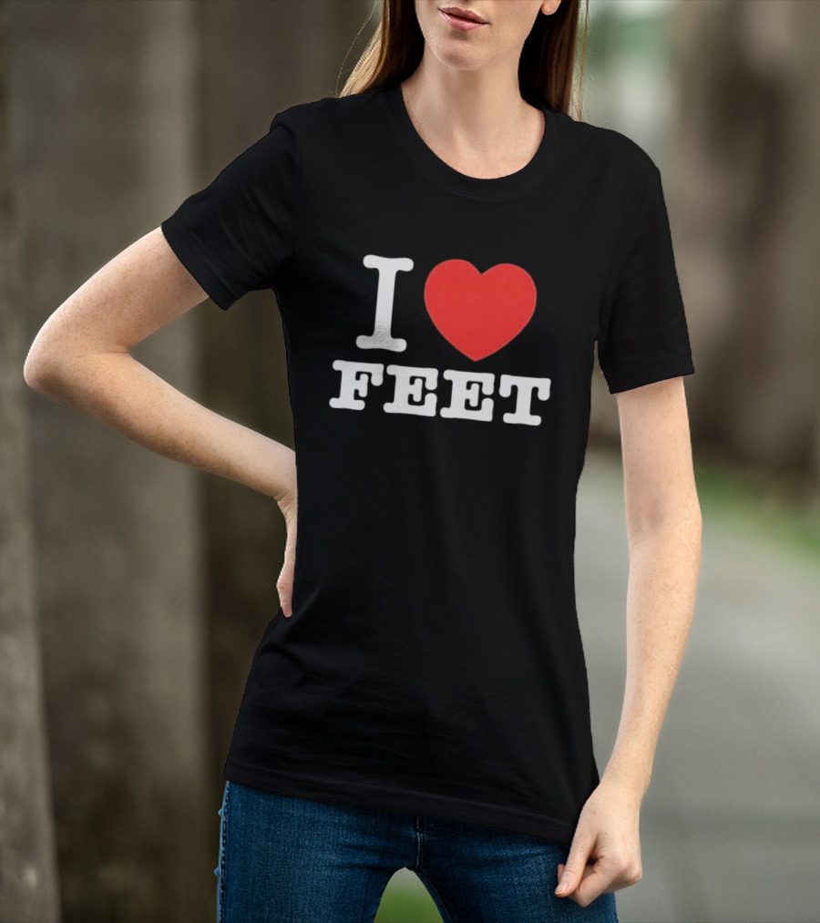 I Love Feet Humor Red Heart Foot Fetish Fun T-Shirt