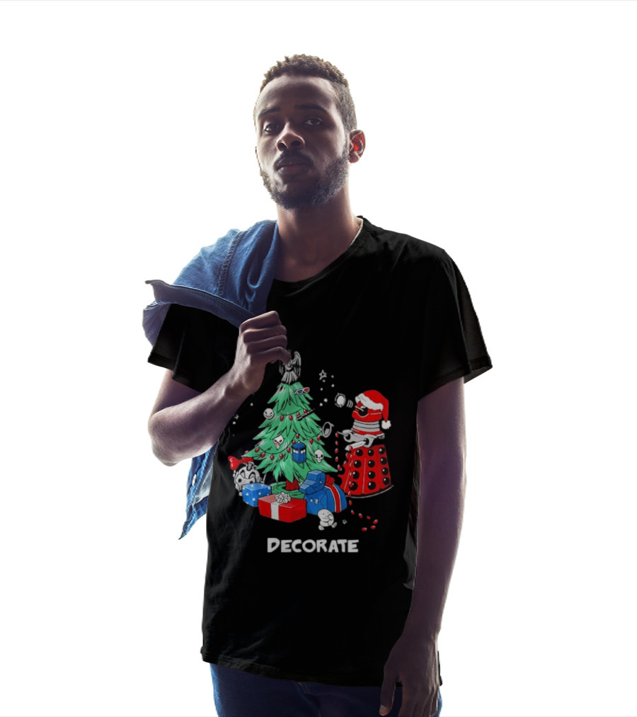 Doctor Who Dalek Christmas Tree Decorate Scene T-Shirt