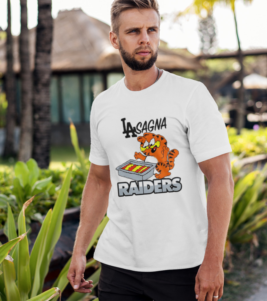 LA Lasagna Raiders Orange Cat Eating Lasagna Sports Rivalry T-Shirt