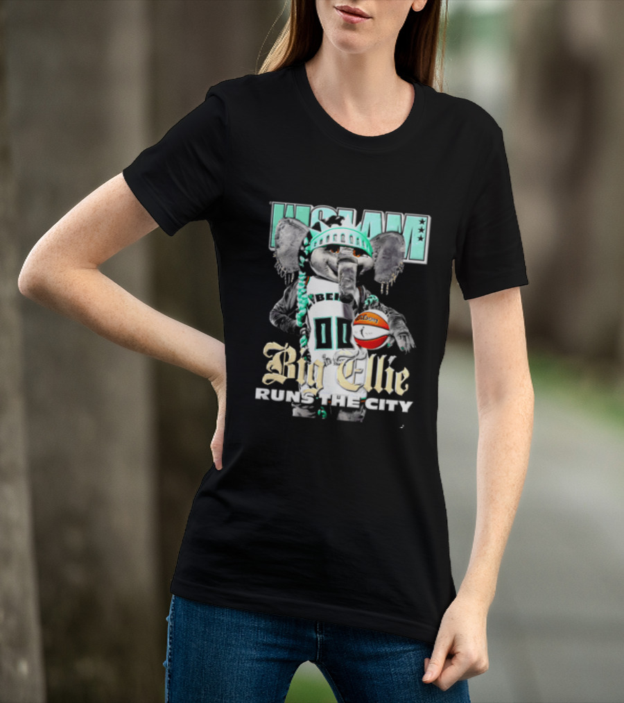 New York Liberty Big Ellie Runs The City Statue Crown Basketball T-Shirt