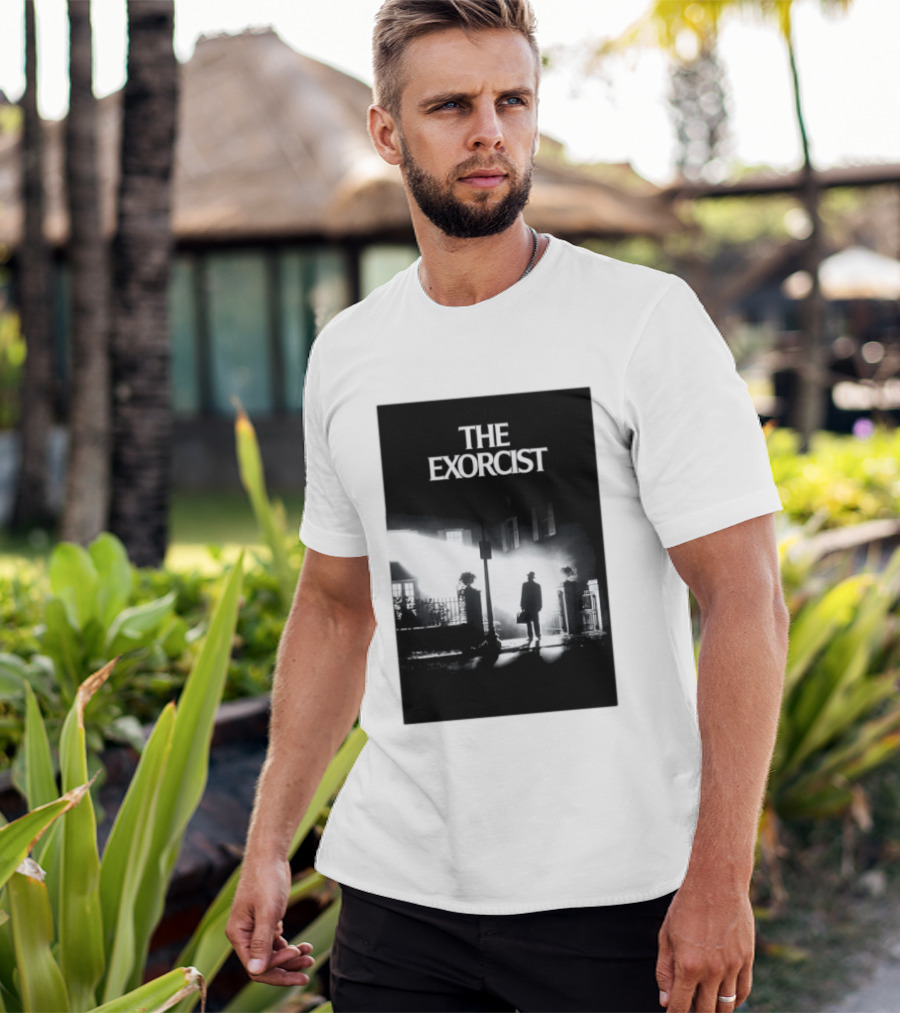 The Exorcist Iconic Horror Movie Walking Man Shadow Scene T-Shirt
