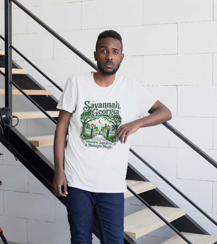 Savannah Georgia Historic Squares Midnight Magic Crescent Moon And Lanterns T-Shirt