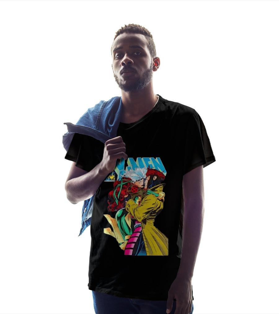 Marvel Comics X Men Rogue And Gambit Romantic Embrace Cover T-Shirt