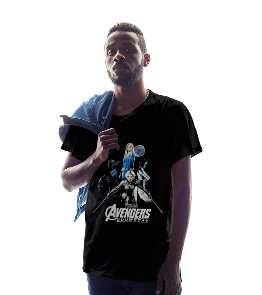 Marvel Avengers Age Of Ultron Heroes Cinematic Gathering T-Shirt