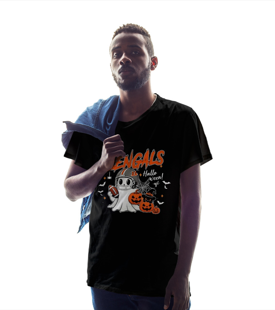 Bengals Halloween Ghost Football Pumpkin Helmets Spooky Scene T-Shirt
