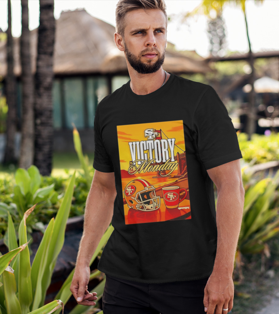 San Francisco 49ers Victory Monday Golden Gate Helmet And Coffee T-Shirt