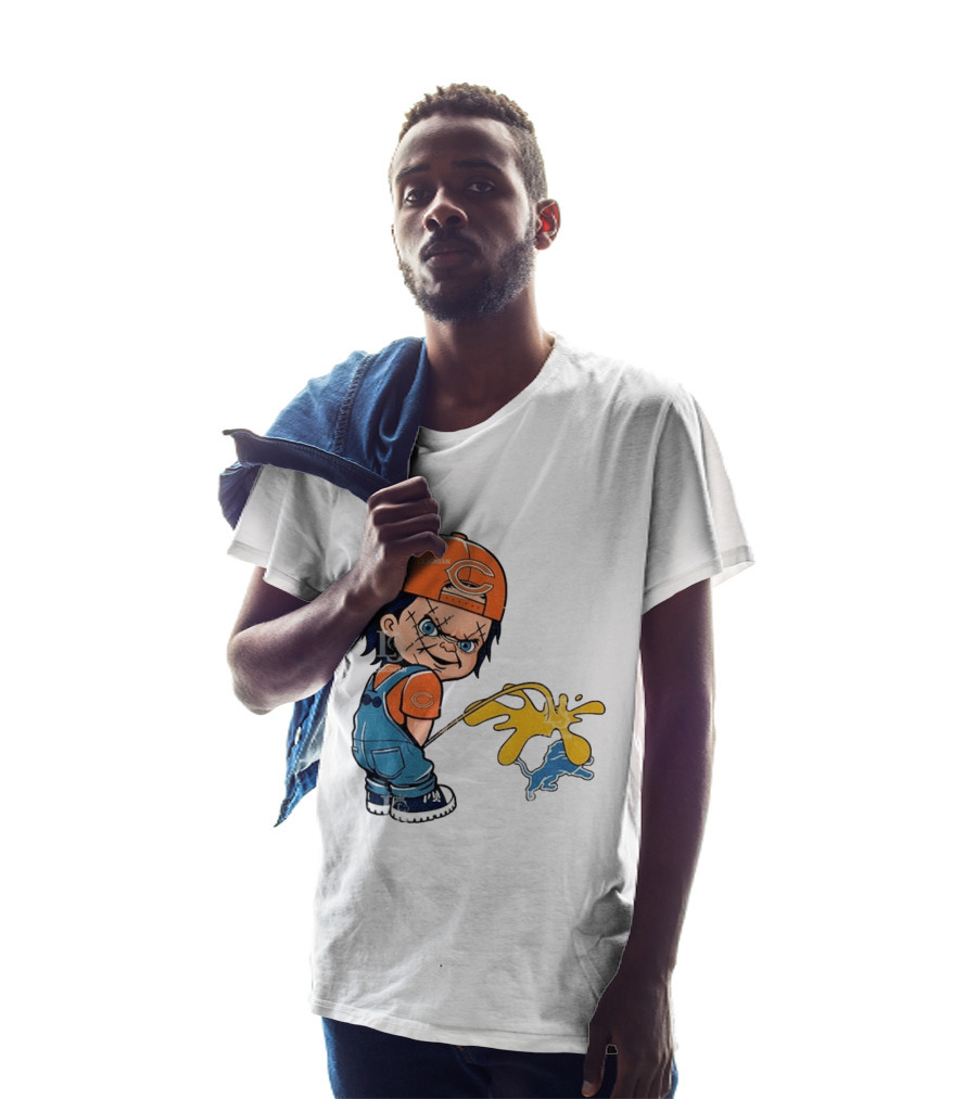 Chicago Bears Chucky Piss On Detroit Lions Rivalry Meme T-Shirt