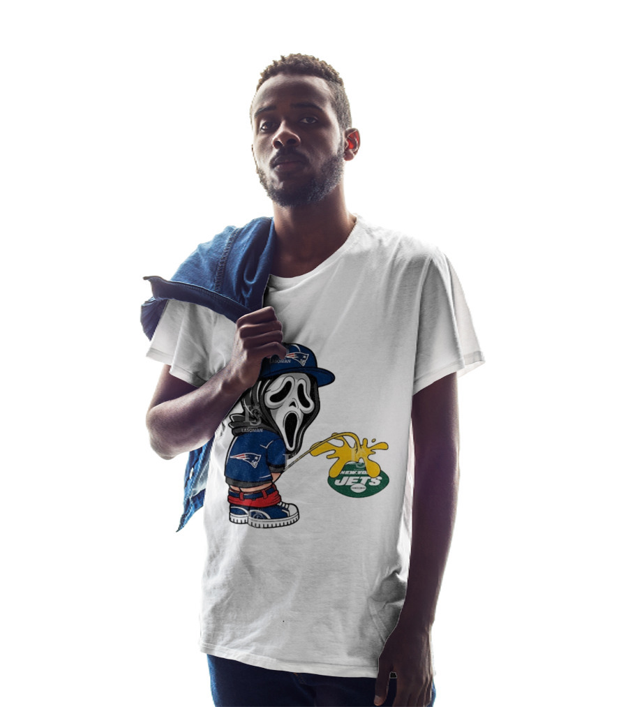 New England Patriots Ghostface Urinating On New York Jets T-Shirt