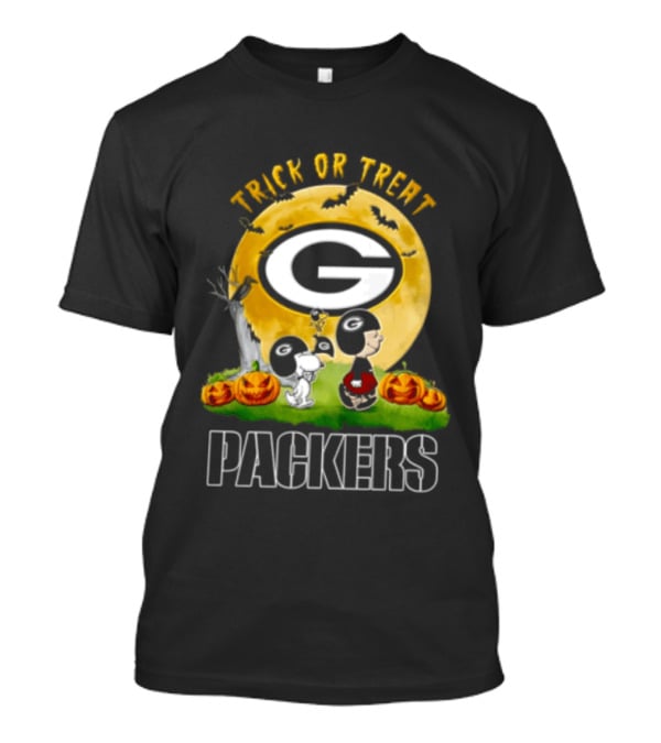 Green Bay Packers Trick Or Treat Charlie Brown Snoopy Pumpkins Moon T-Shirt