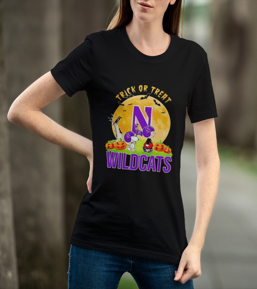 Trick Or Treat Northwestern Wildcats Charlie Brown Snoopy Halloween T-Shirt