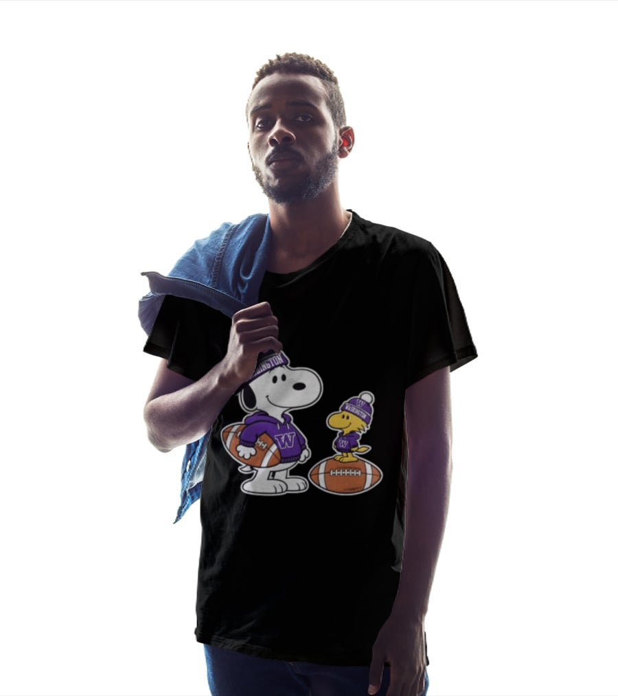Snoopy Woodstock Washington Huskies Football Fans 2026 T-Shirt