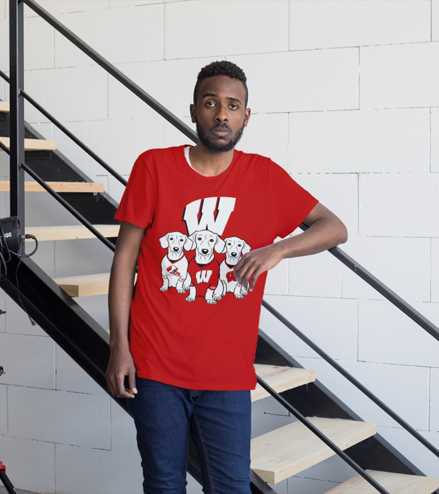 Wisconsin W Dachsund Trio Football Helmets And Jerseys T-Shirt