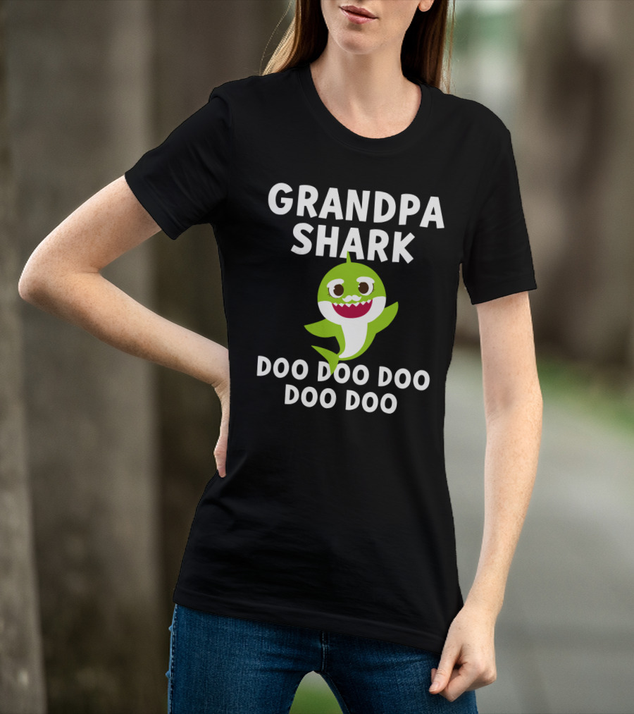 Grandpa Shark Doo Doo Doo Doo Mens Pinkfong T-Shirt