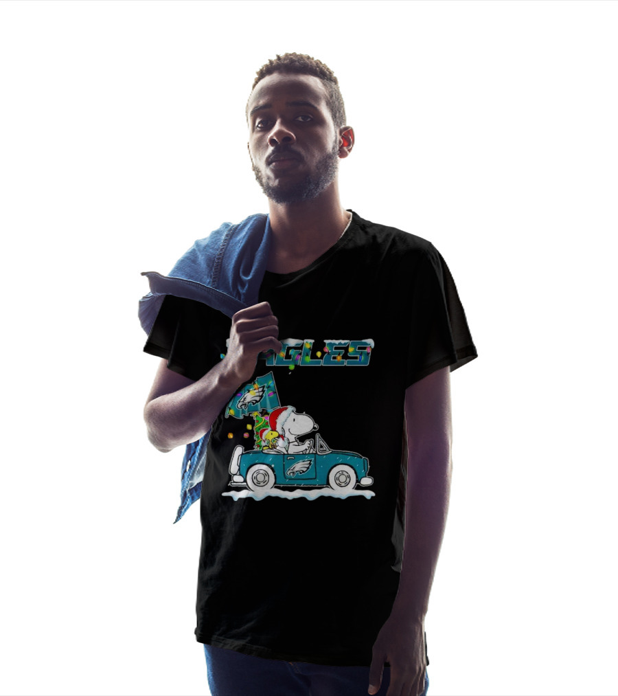 Eagles Snoopy Woodstock Christmas Driving Philadelphia Car T-Shirt