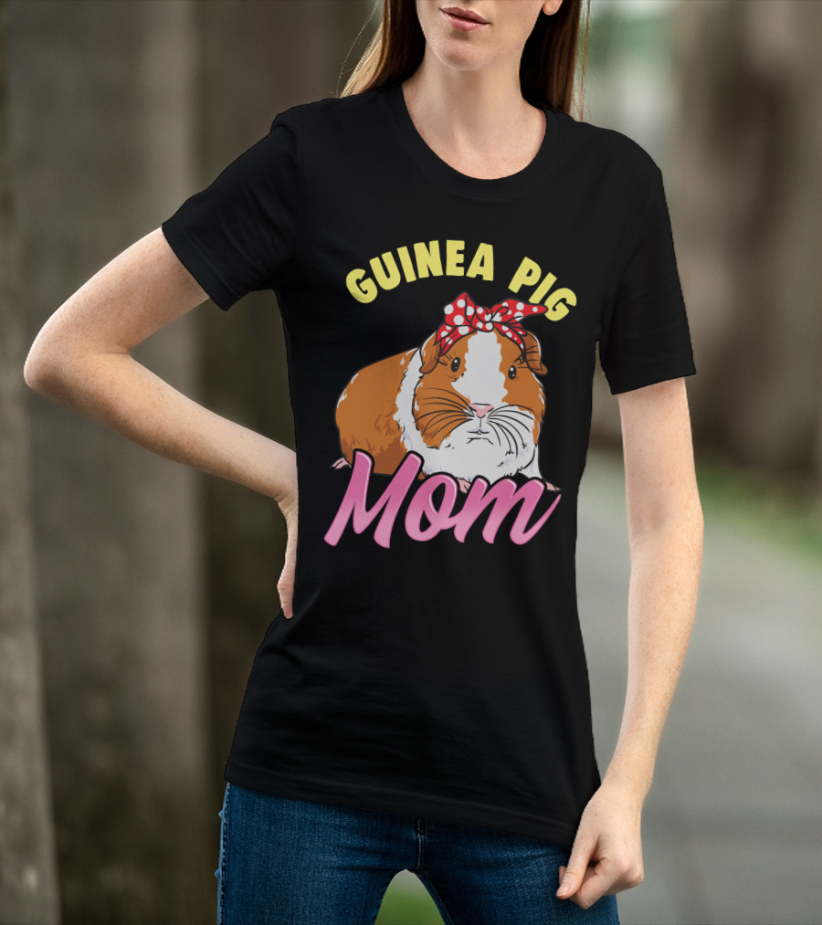 Guinea Pig Mom Wheek Squad Bow Tie Edition T-Shirt