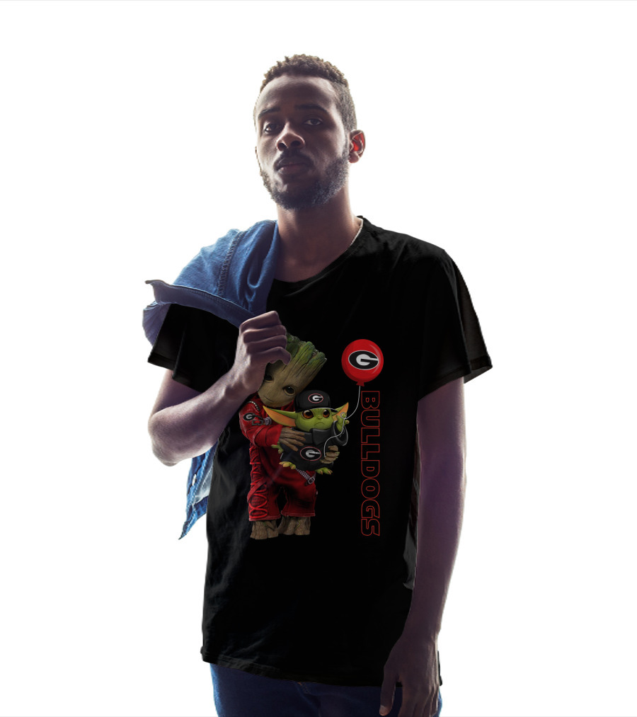 G&Y Georgia Bulldogs Groot And Baby Yoda With Balloon T-Shirt