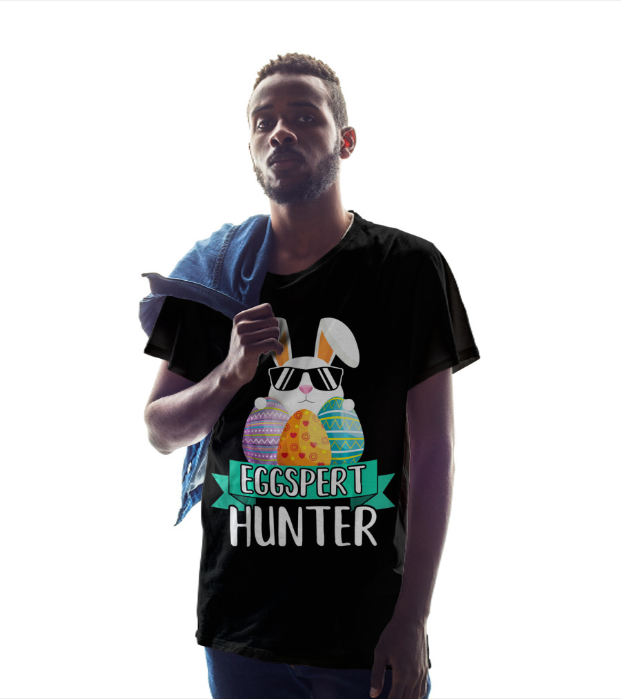 Eggspert Hunter Cool Bunny Easter Day T-Shirt